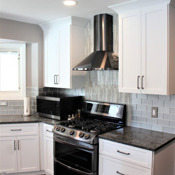 Starmark Kitchen in Maple Edinburgh White