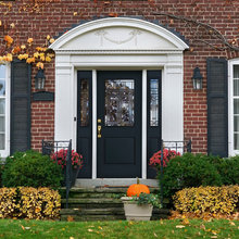 Front door molding
