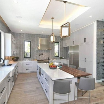 Contemporary Sherman Oaks Home