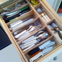 Orderly Drawer adjustable maple full-drawer custom inserts - Kitchen Drawer Organizers