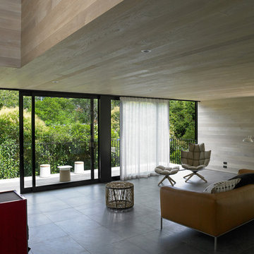 Waiatarua House