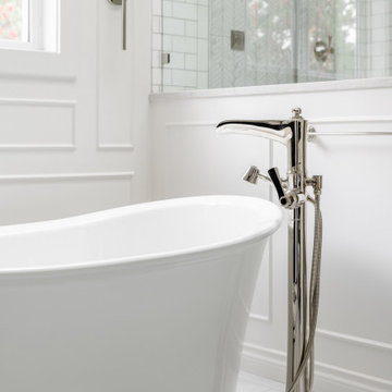 Highlands | Victoria, BC Ensuite & Powder Room Renovation