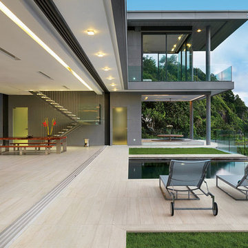 Etic porcelain tile