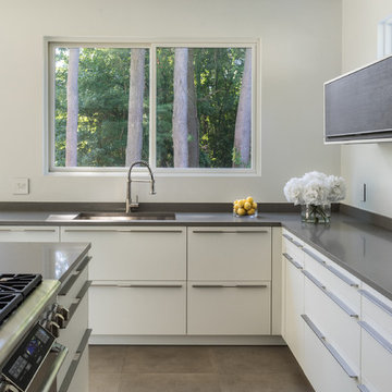 Fairfield, CT - Lake View Modern