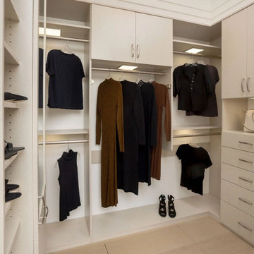 Custom Contemporary Closet