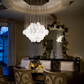 A Holiday House By Wilson Lighting's Lashell Hall