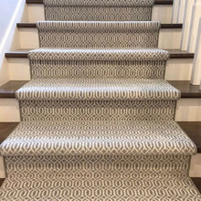Foyer/stairs