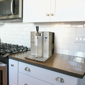 Mini Keg Beer Dispenser