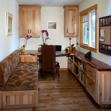 Custom Home Office Nook