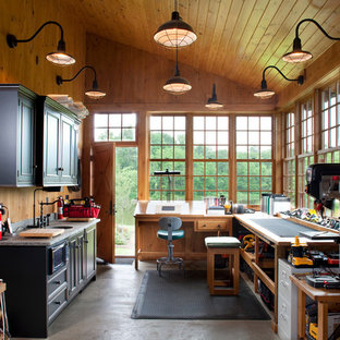 Inspiration för ett vintage kontor, studio eller verkstad