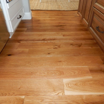 Wire Brushed Live Sawn White Oak