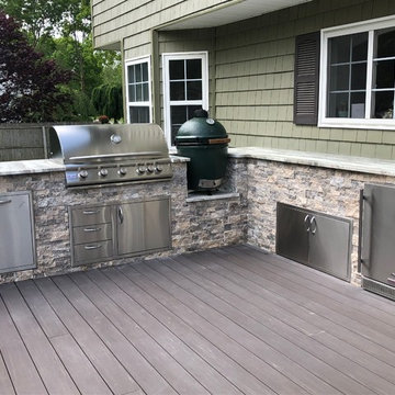 Deck with Outdoor Kitchen