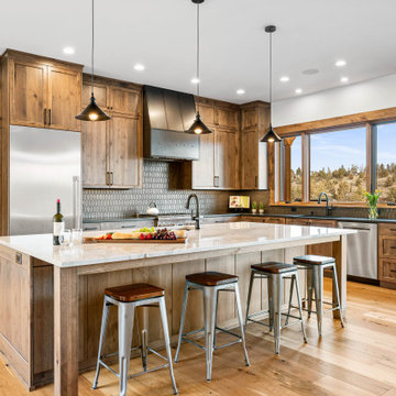 Custom Kitchen Cabinets