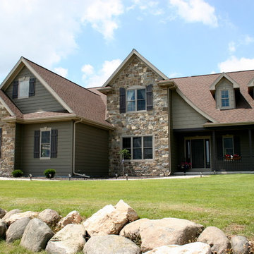 Montrose Manor