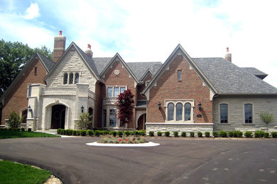 Inspiration for a timeless exterior home remodel in Detroit