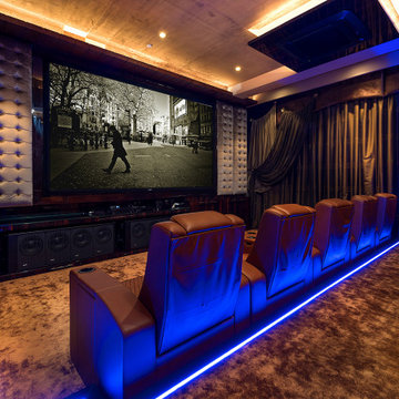 Royal spacious duplex apartment in Mumbai