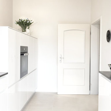 APARTMENT SCHINKEL