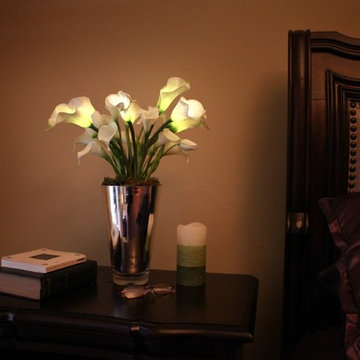 Buttercup - White Calla Lilies in Flared Mirror Vase