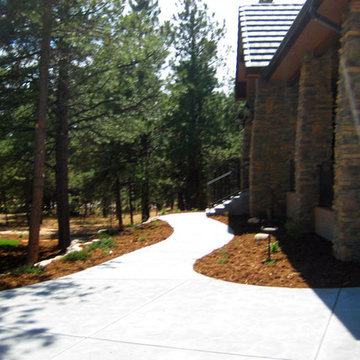 Winding Trail Road and Garden Installation