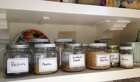 Artful Organizers: Jars for Pretty Pantry Displays