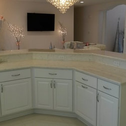 Bertch Kitchen+ Cabinetry - Royale Door Style - Kitchen Cabinetry