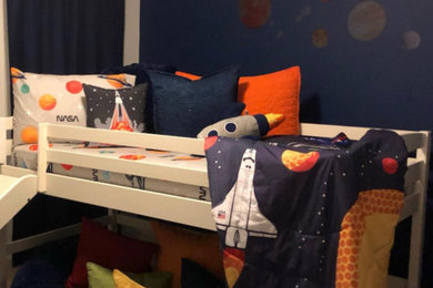Kids' room - kids' room idea in Raleigh