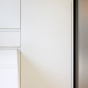 Sleek, Minimal Kitchen in Christchurch, UK