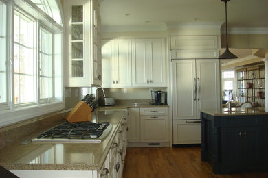 Example of a kitchen design in Baltimore