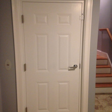 Waterfront Townhouse - Traditional Style Home Elevator