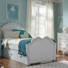 Chloe's bedroom