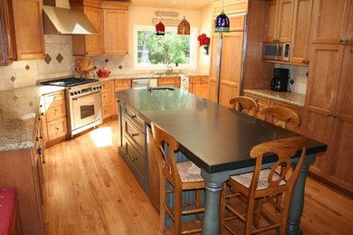 Inspiration for a craftsman kitchen remodel in San Francisco