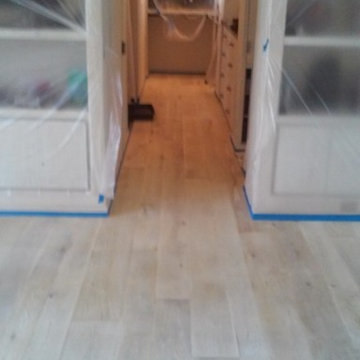 sand blasted,bleached white oak floor