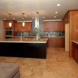 Arroyo Chico - Kitchen Cabinetry