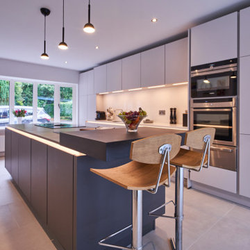 Clare & Steve's, Contemporary Cottage