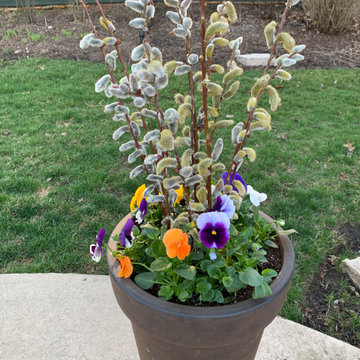 Spring Planter - Burkhart Outdoors Display