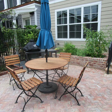 Creating a Courtyard with Southern Charm