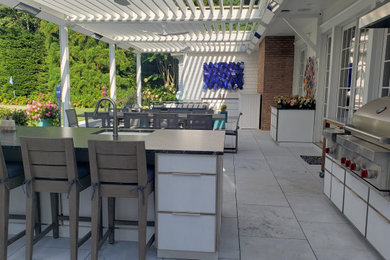 Example of a patio design in Bridgeport