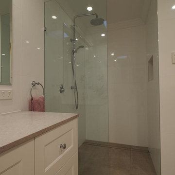 Auchenflower Downstairs Bathroom