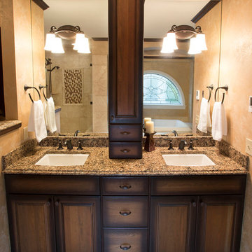 A Touch of Venice Master Bathroom