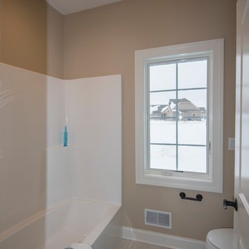Jack-and-Jill bath