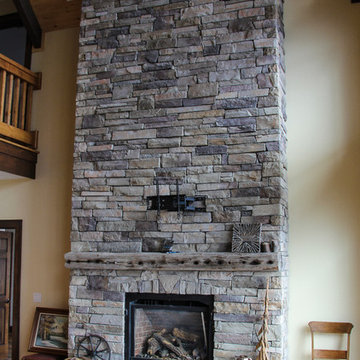Rustic Retreat in Lost Creek