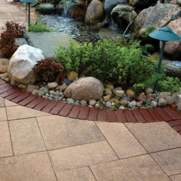Unilock - Paver walkway closeup with Umbriano and Copthorne by Unilock