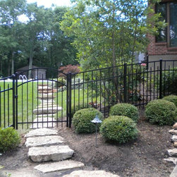 Specrail SR-3 Aluminum Fence with Arched Gate - Home Fencing And Gates