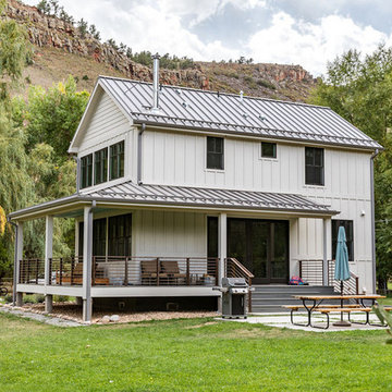 Modern Country Farmhouse with Barn & Carriage House