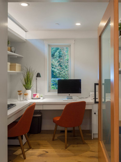 Transitional Home Office by Noble Built