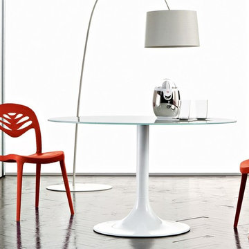 ForYou2 Stacking Dining Chair in Red (Set of 4) - $554.68