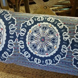 BES Lighting - Decorative Pillows