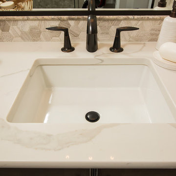 Vanity in Calacatta Classique Quartz