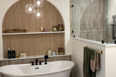 カンザスシティにあるトラディショナルスタイルのおしゃれな浴室の写真