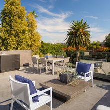 Outdoor Kitchen